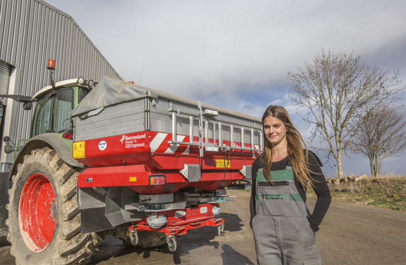 Emma-Foot_3700_kvg_large